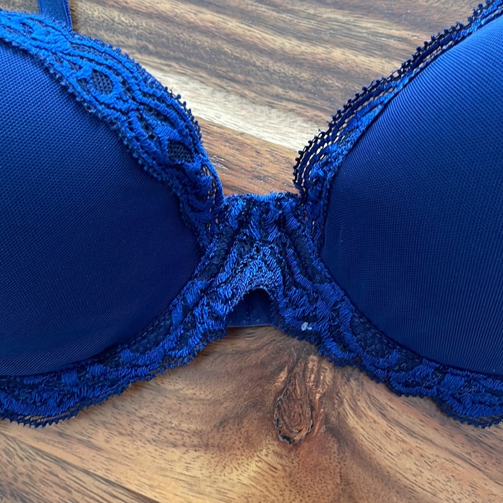 Natori Feathers Underwire Contour Bra, Blue, Size 36D - Picture 2 of 7